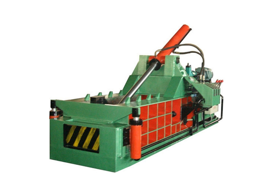 Prensa de embalaje hidráulica verde 15*2kw de la chatarra de la máquina 2000Kn